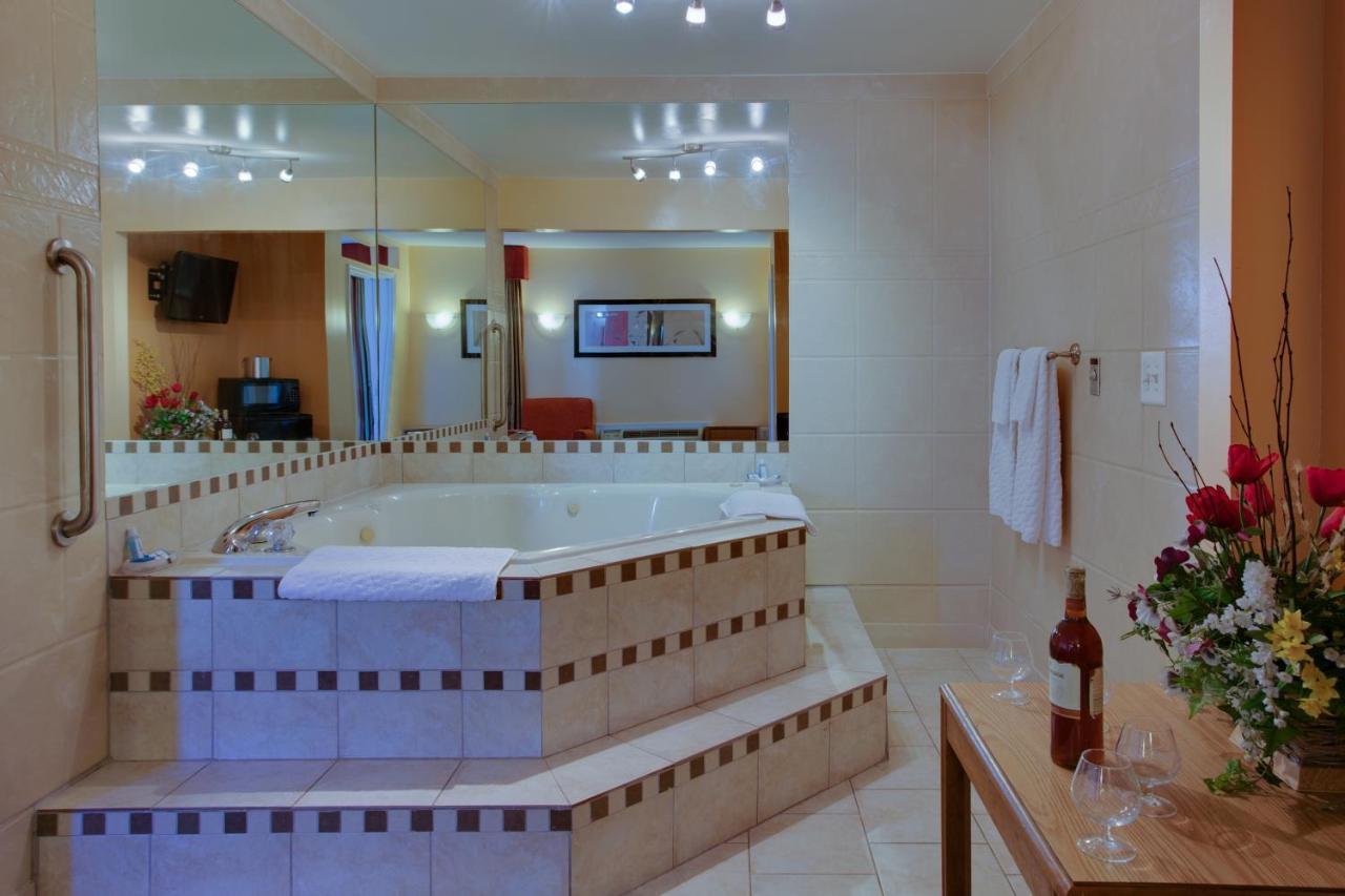 Master Suites Hotel Waldorf Exterior photo